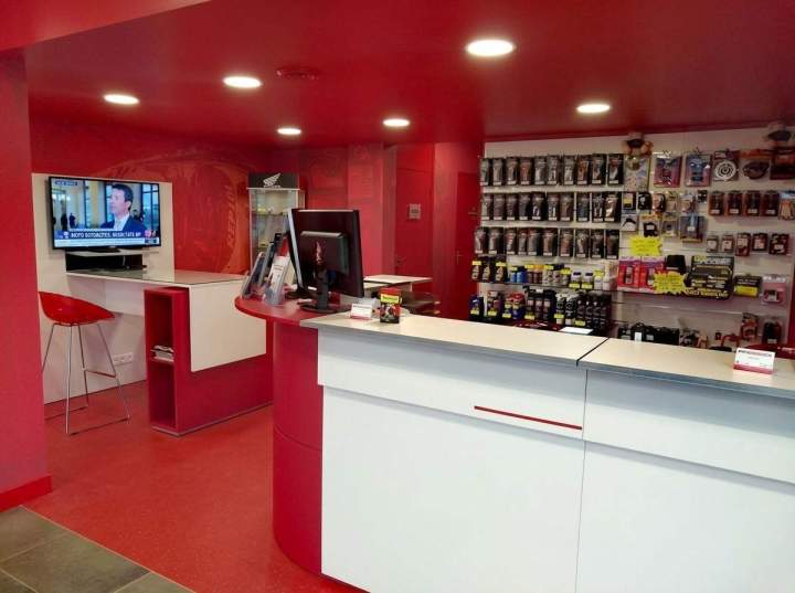 Éclairage boutique Villemomble