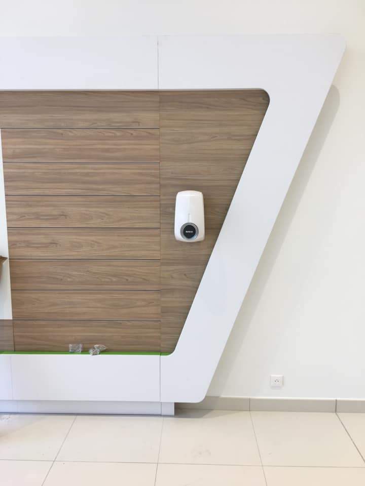 Borne de recharge pour véhicule électrique EVBox Elvi Villemomble